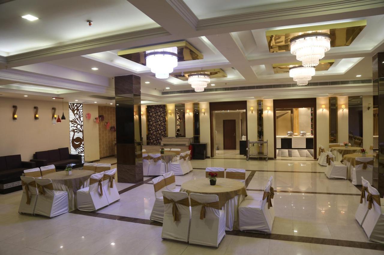 Zirakpur Hotel S C Residency מראה חיצוני תמונה